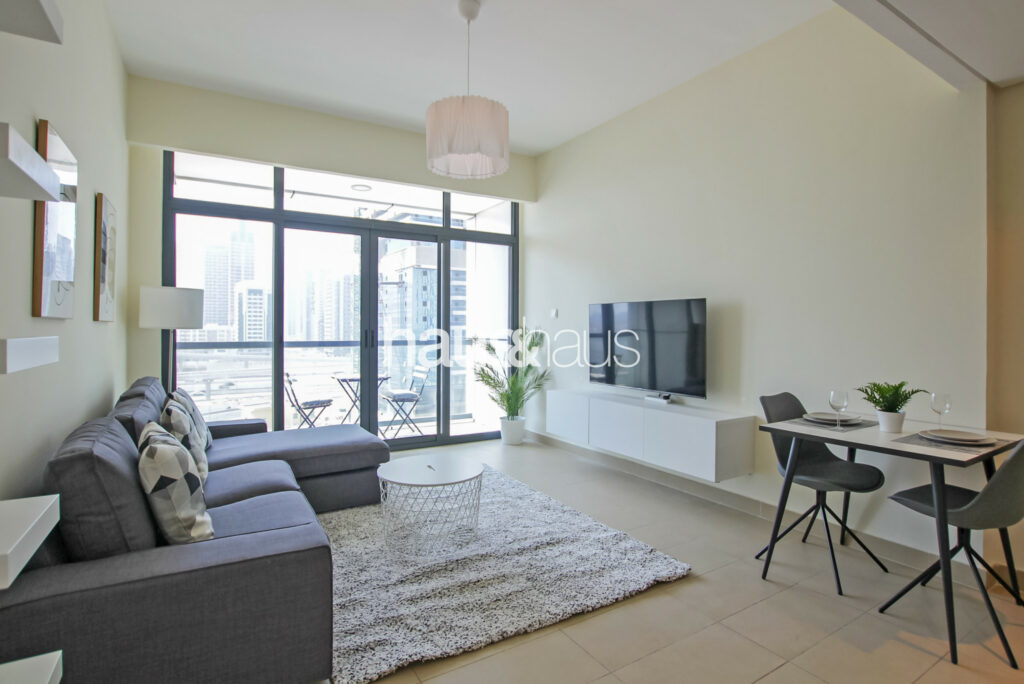Contemporary 1 BR | Great Location | Cosy