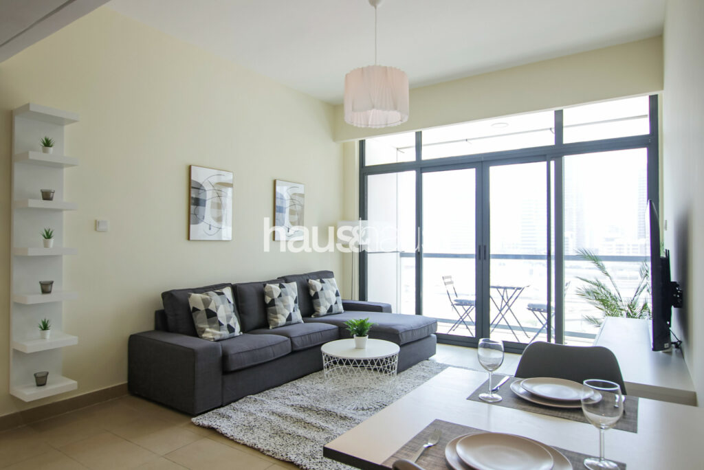 Contemporary 1 BR | Great Location | Cosy