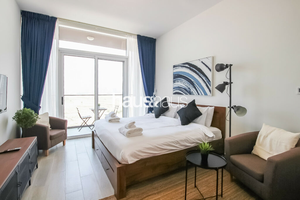 Modern Amenities | Huge Studio | Dubai Skyline view