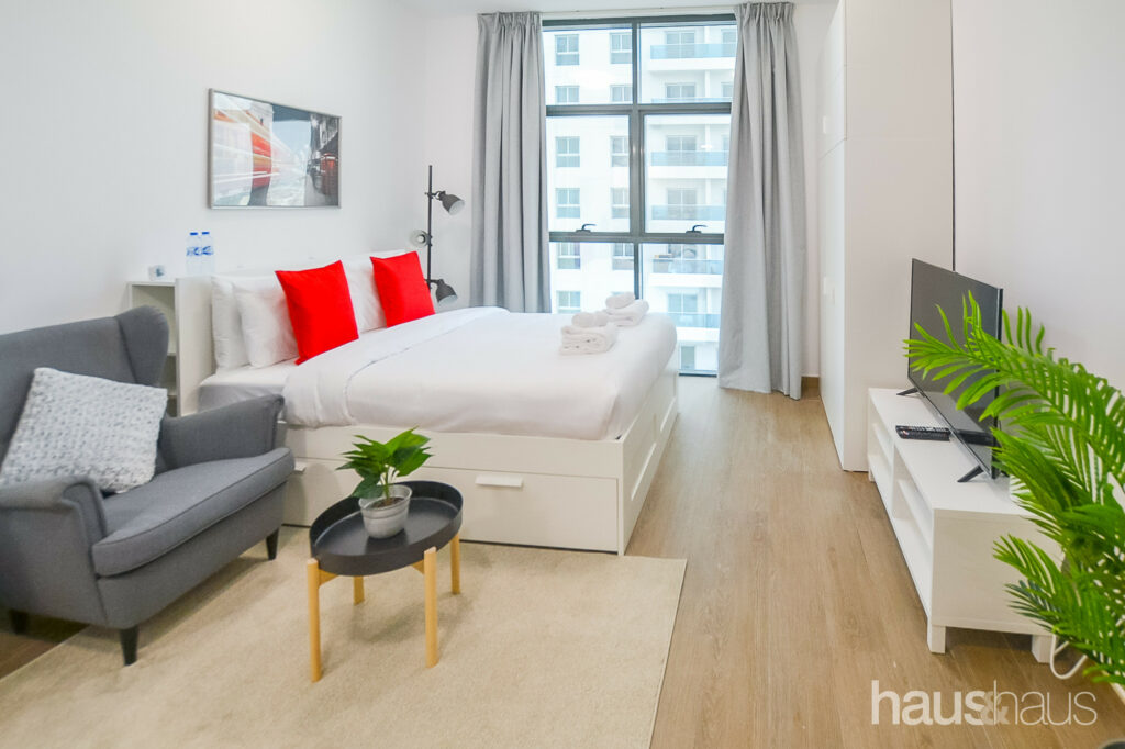 Spacious Studio | Bright | Tranquil