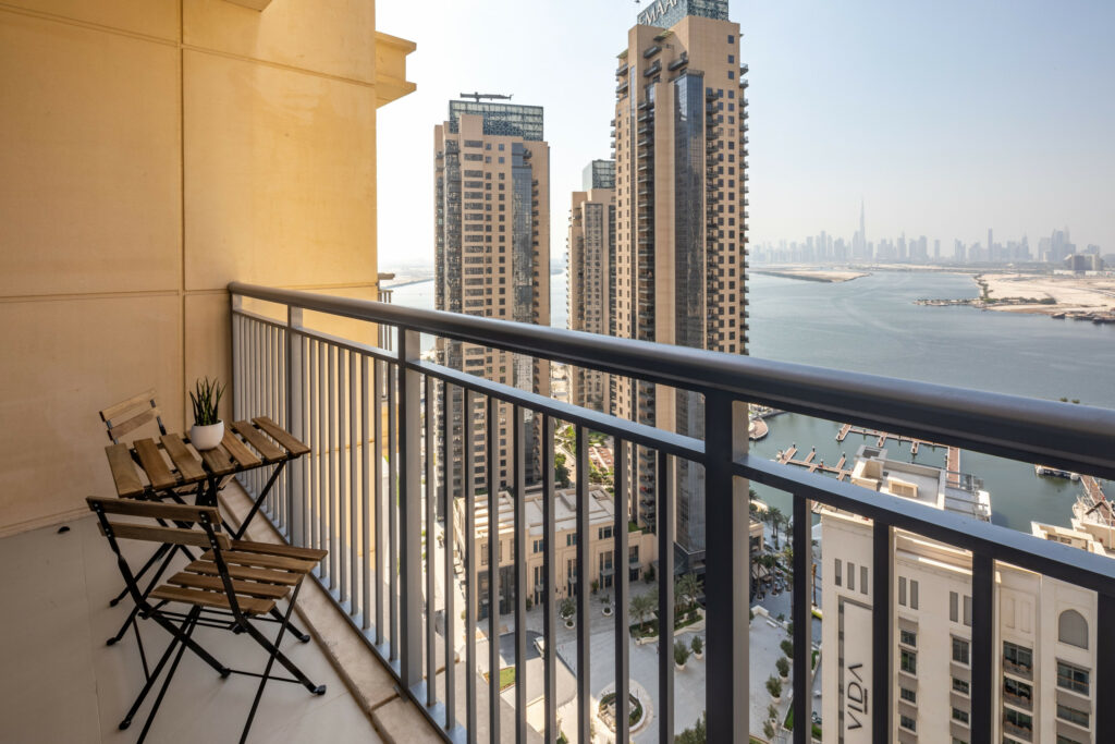 Skyline View | Sophisticated | Vast