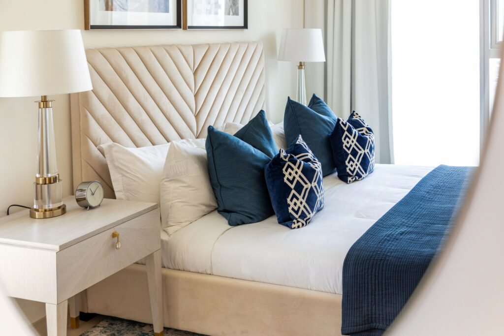 Skyline View | Sophisticated | Vast