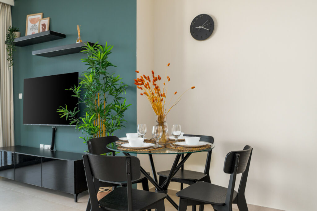 Chic 1BR | Stunning City & Pool View | Central