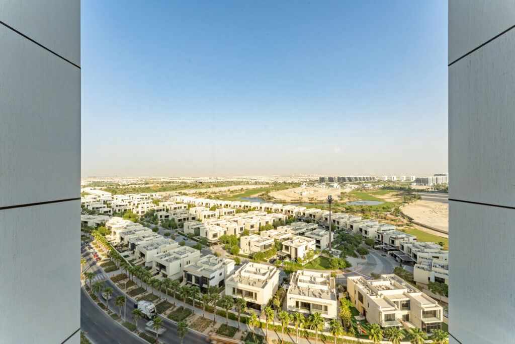 Chic Studio | Beautiful Community View | Bright