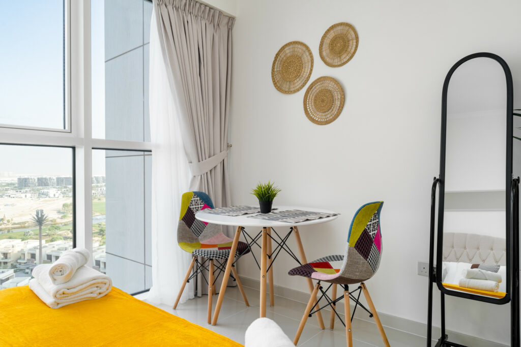 Chic Studio | Beautiful Community View | Bright