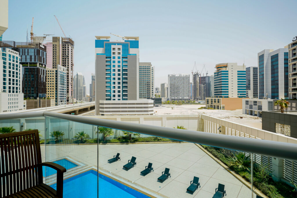Pool View | Spacious Studio | Business Hub