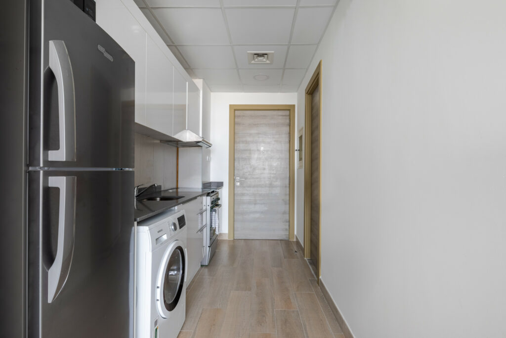 Vibrant Studio | Multiple Units | Charming