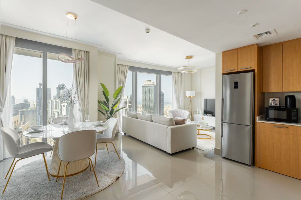 Luxurious | Higher Floor | Dazzling City Views