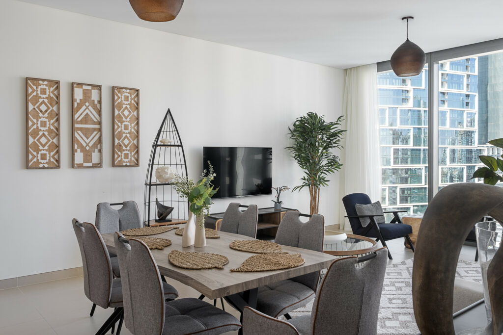 Dubai Eye View | Deluxe Stay | Bright Unit