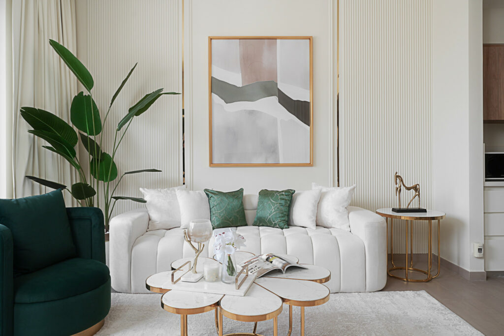 Deluxe Living | Beautiful Park | Plush