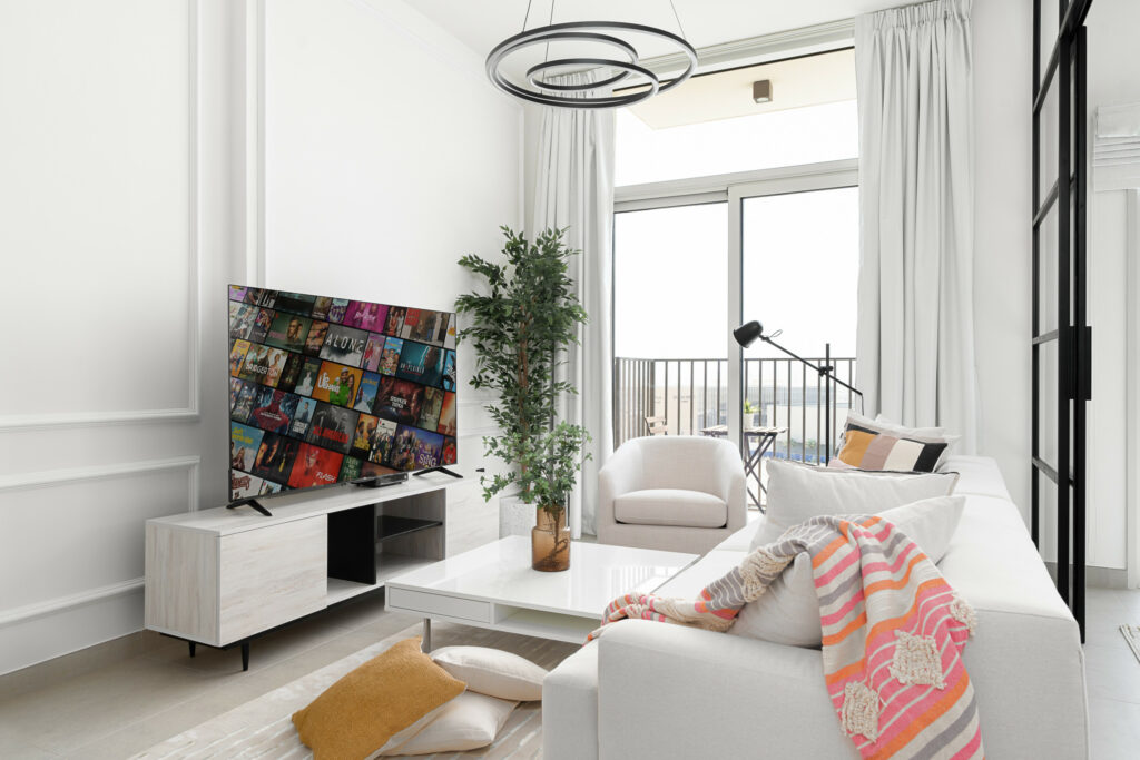 Cosy 2 BR | Chic City Lifestyle | Fully Fitted