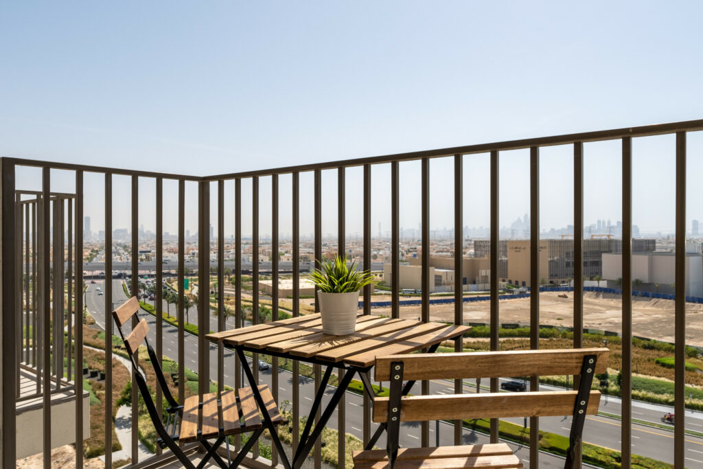 Cosy 2 BR | Chic City Lifestyle | Fully Fitted