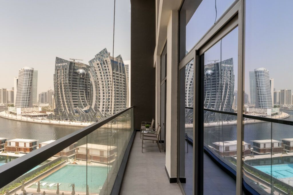 Stunning Dubai Canal View | Fabulous Amenities