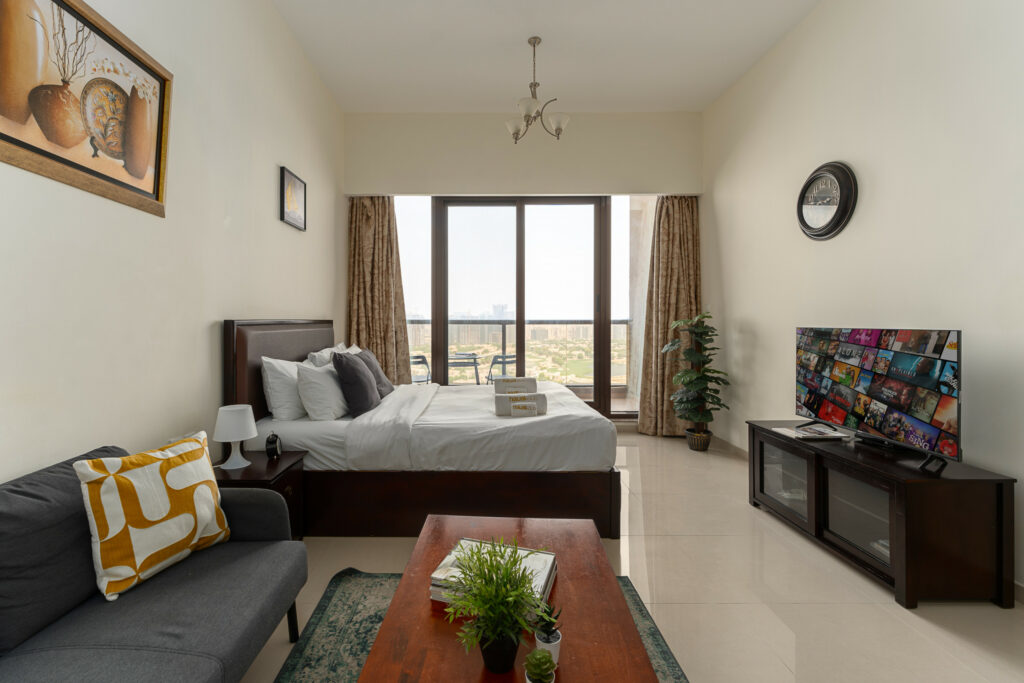 Great Golf Course View | Spacious Studio | Cosy