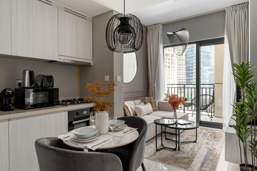 Dubai Canal View | Tastefully Furnished | Deluxe