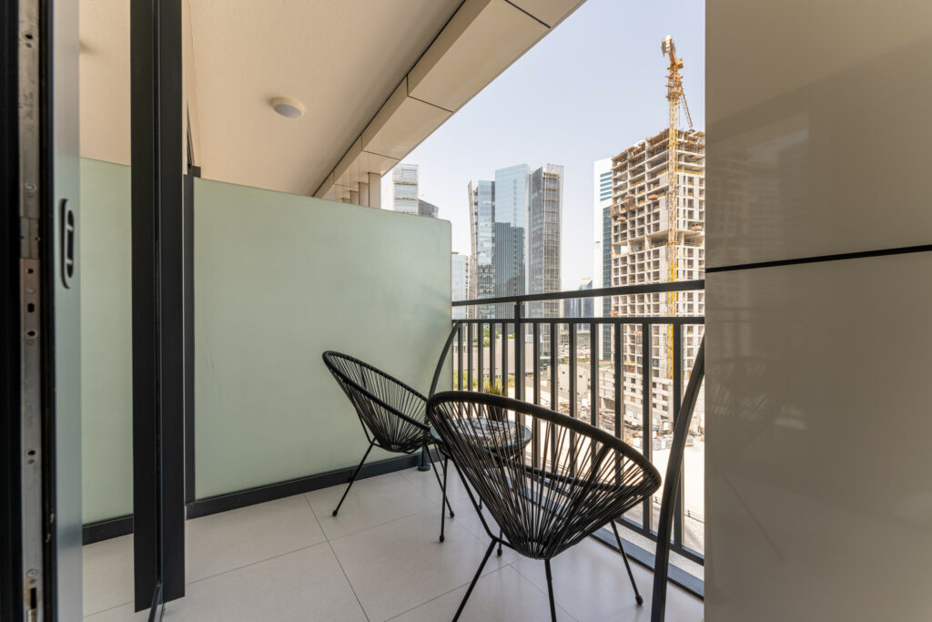 Dubai Canal View | Tastefully Furnished | Deluxe