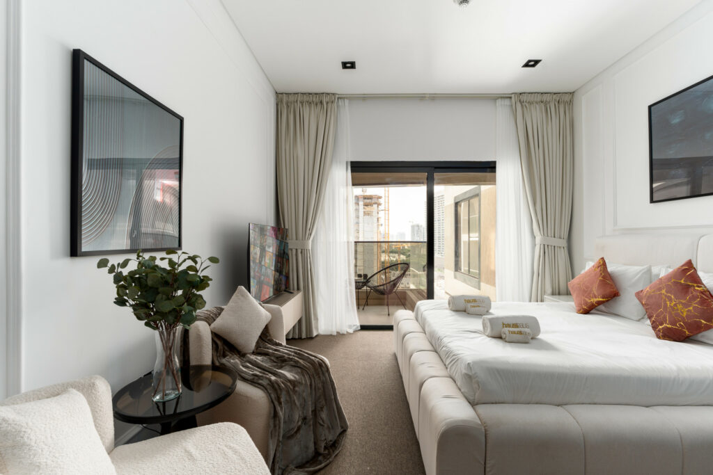 Exquisitely Furnished | Nice Community | Vast