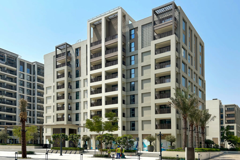 Stylish | Brand New | Creek Beach