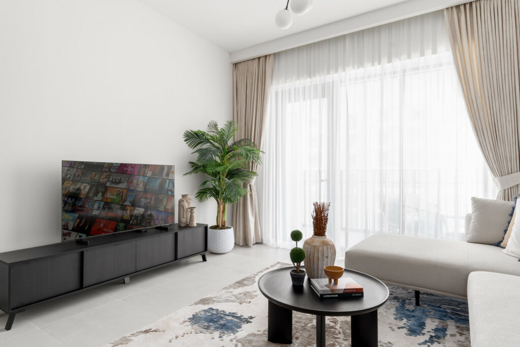 Stylish | Brand New | Creek Beach