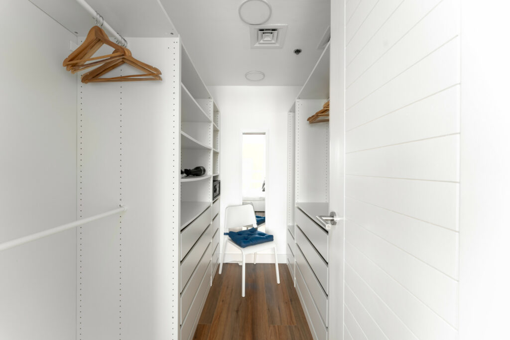 Waterfront | Nice Marina View | Vibrant