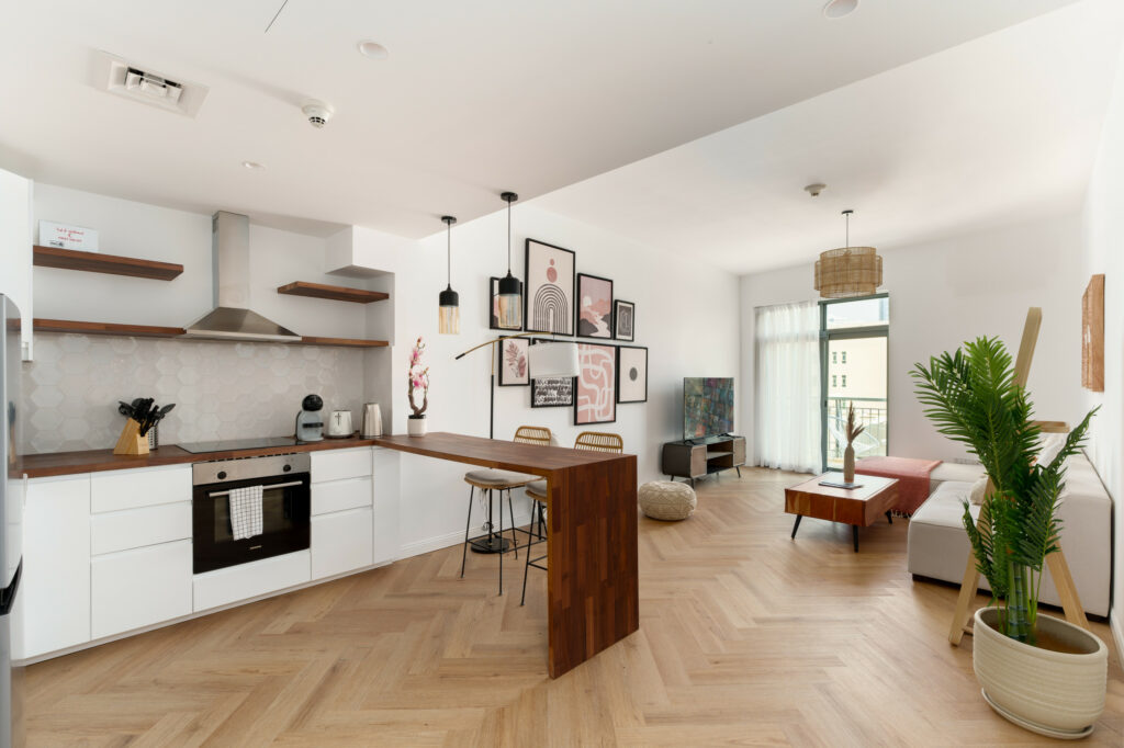 Vast 1BR | Exquisitely Furnished | Tranquil