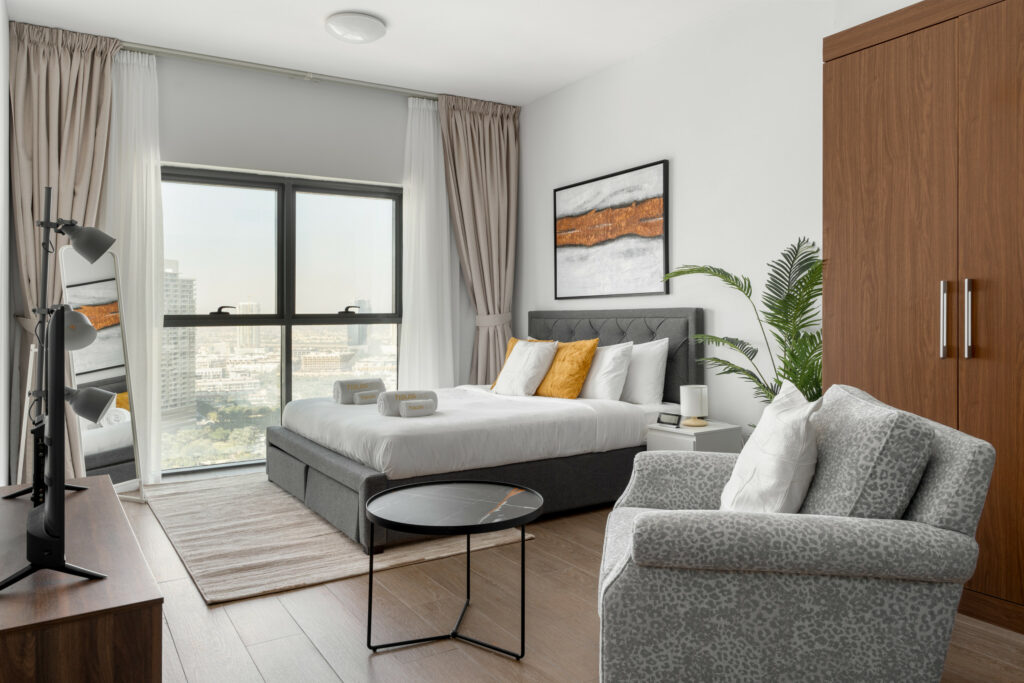 Gorgeous Community View | Nicely Furnished