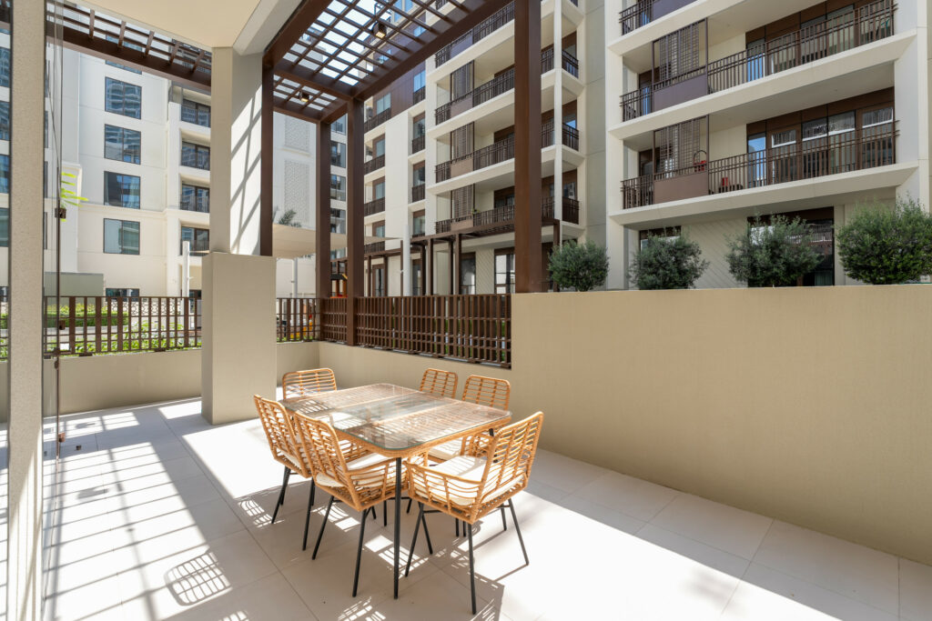 Chic 1 BR | Beach Access | Spacious Terrace