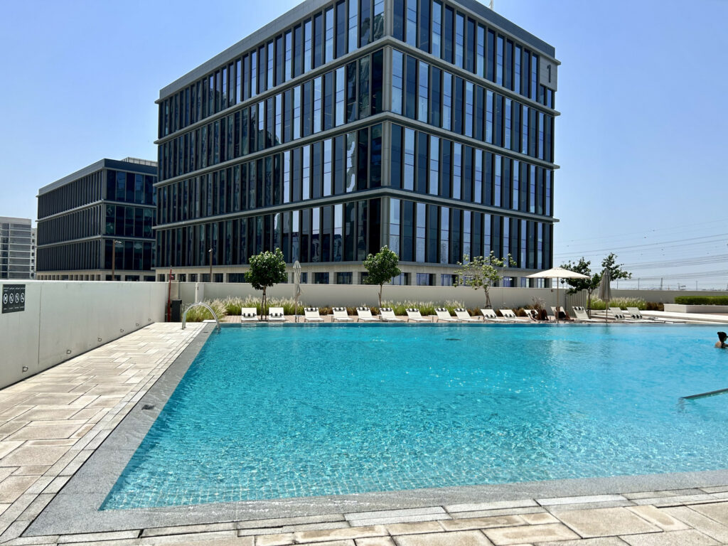 Stylish | Beautiful Neighbourhood | Near Park