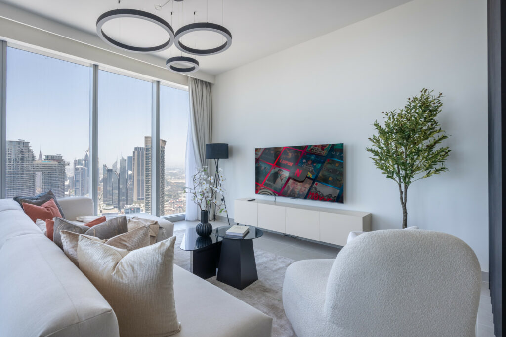 Sweeping Views of Sea and City Skyline | Prime