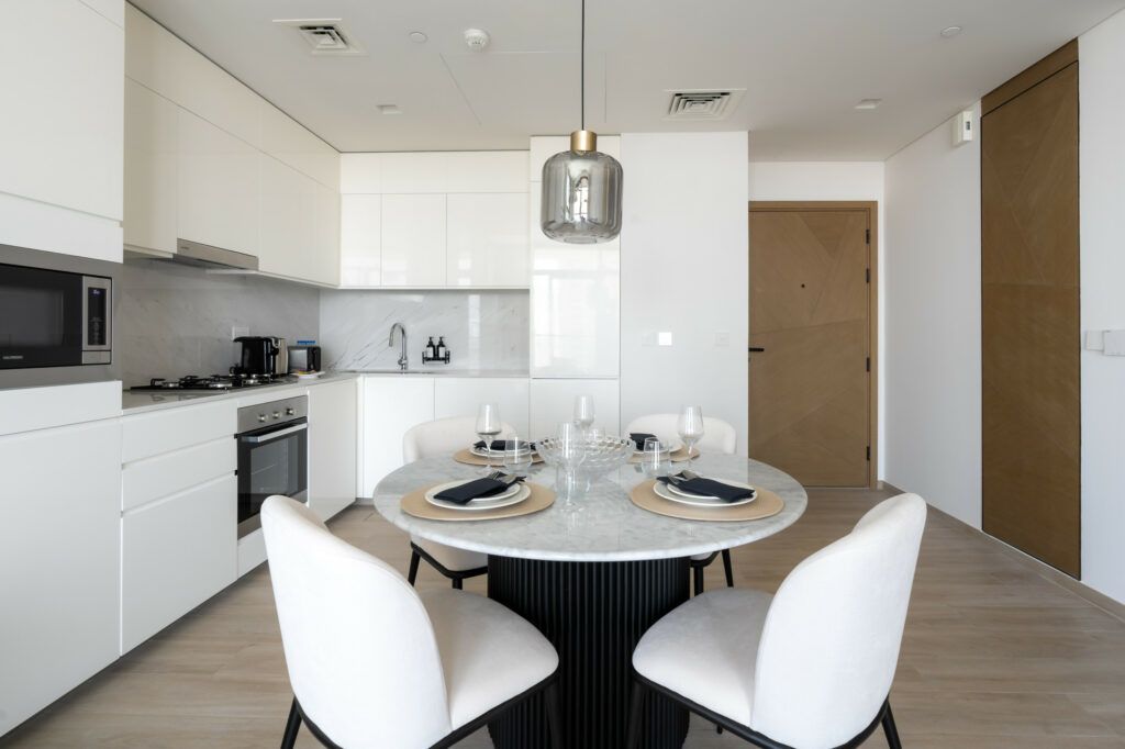 Splendid 2BR | Scenic Lagoon & Creek Beach View