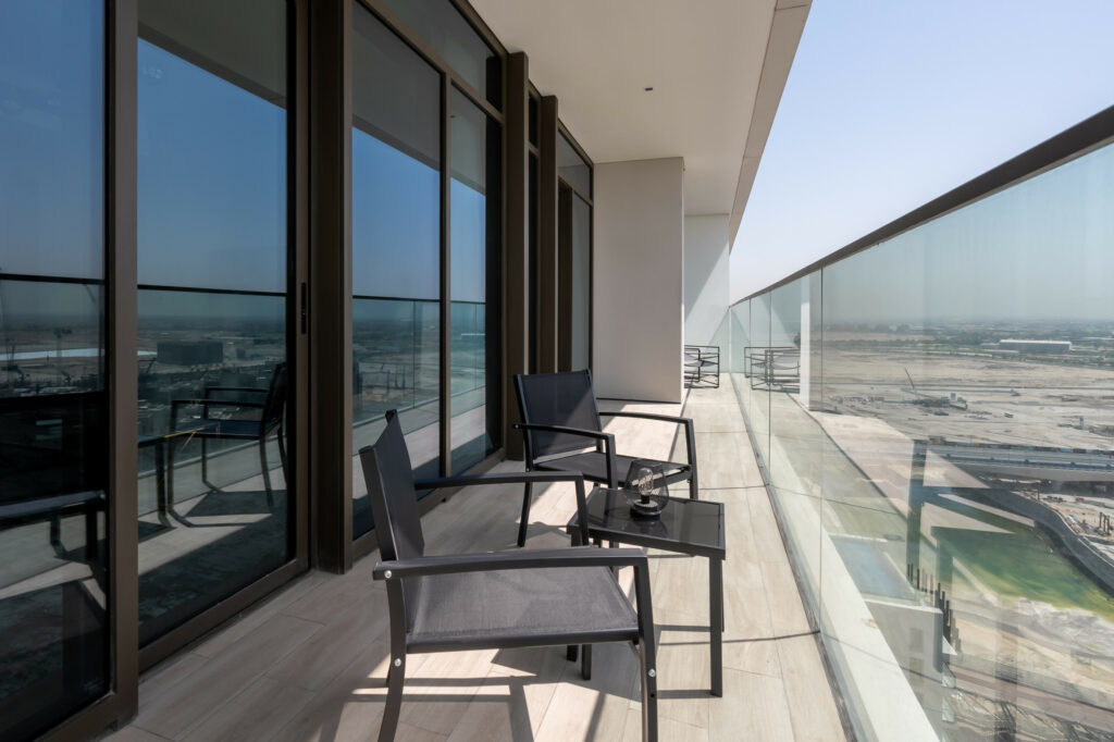 Splendid 2BR | Scenic Lagoon & Creek Beach View