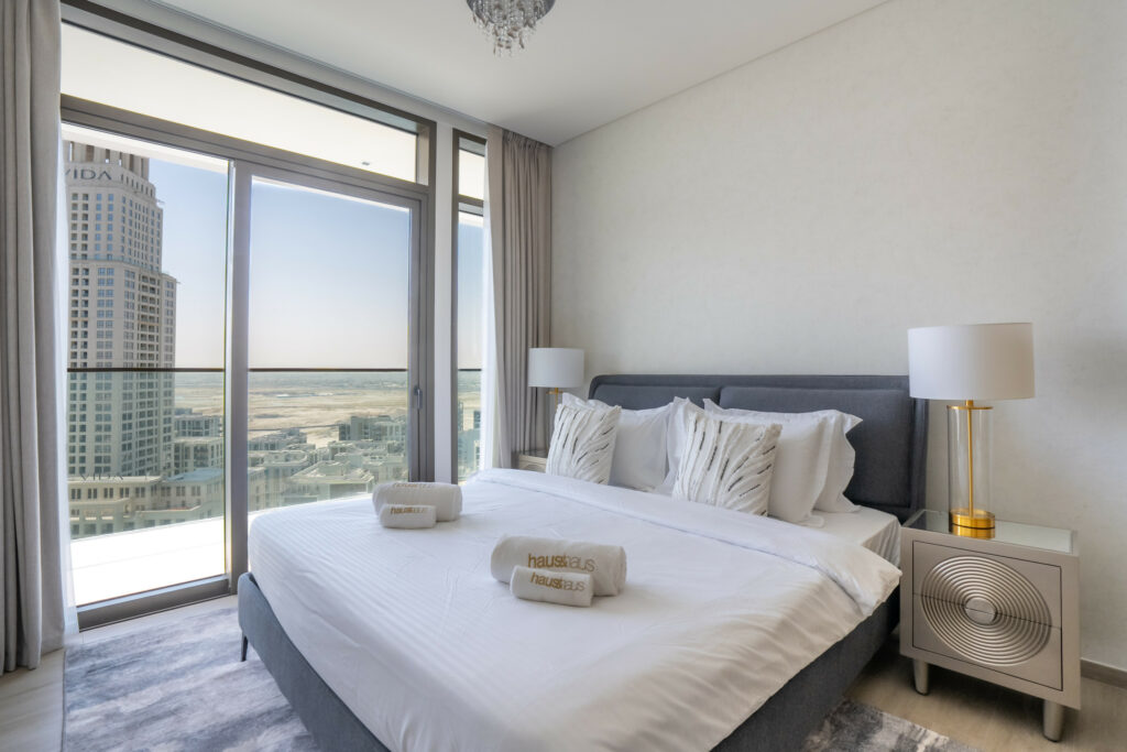 Splendid 2BR | Scenic Lagoon & Creek Beach View