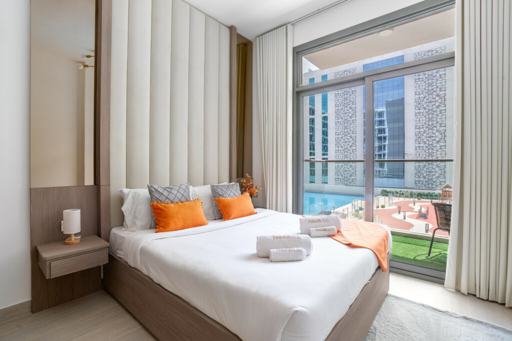 Charming Pool View | Vibrant and Tranquil 1BR