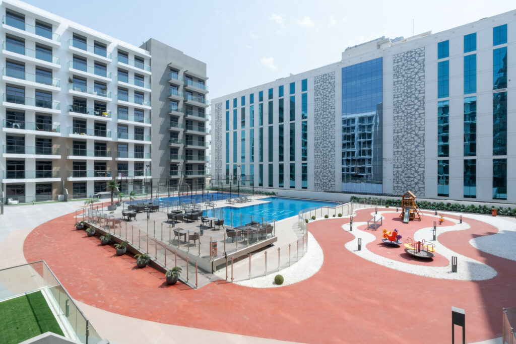 Charming Pool View | Vibrant and Tranquil 1BR