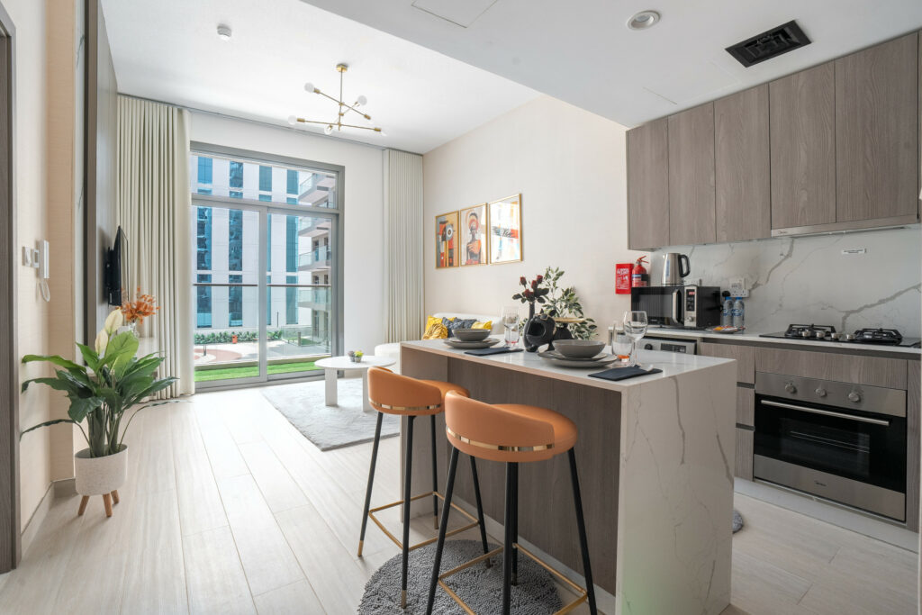 Charming Pool View | Vibrant and Tranquil 1BR