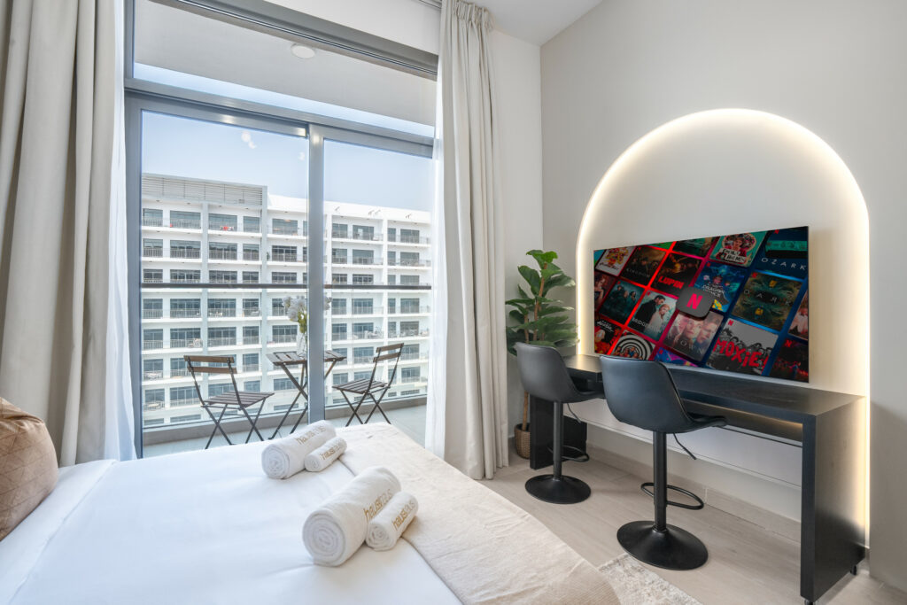 Brand New Deluxe Studio | Serene Community