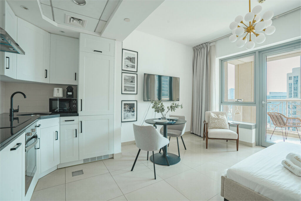 Contemporary | Bright | Lovely City Views