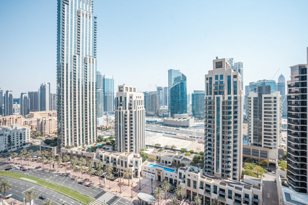 Contemporary | Bright | Lovely City Views