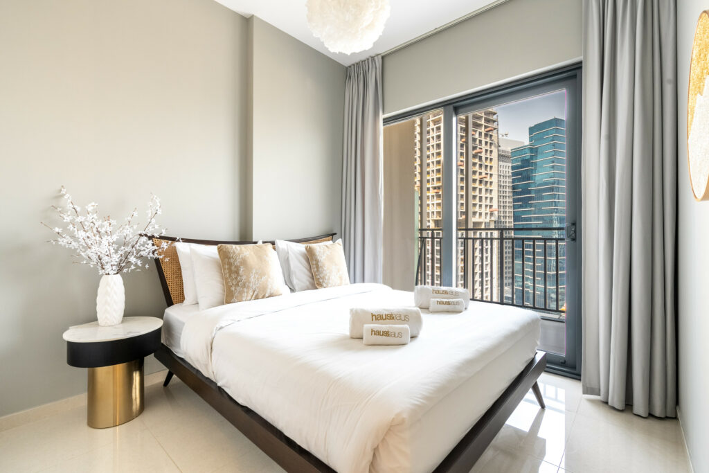 Stylish | Modern Amenities | Canal View