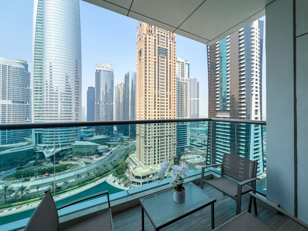 Spectacular Lake View | Great Community | Superb