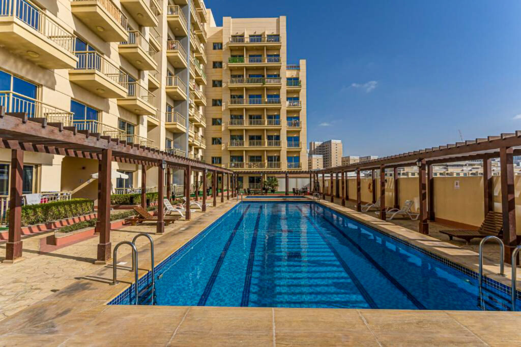 Near Park and Shopping Mall | Minimal 1BR