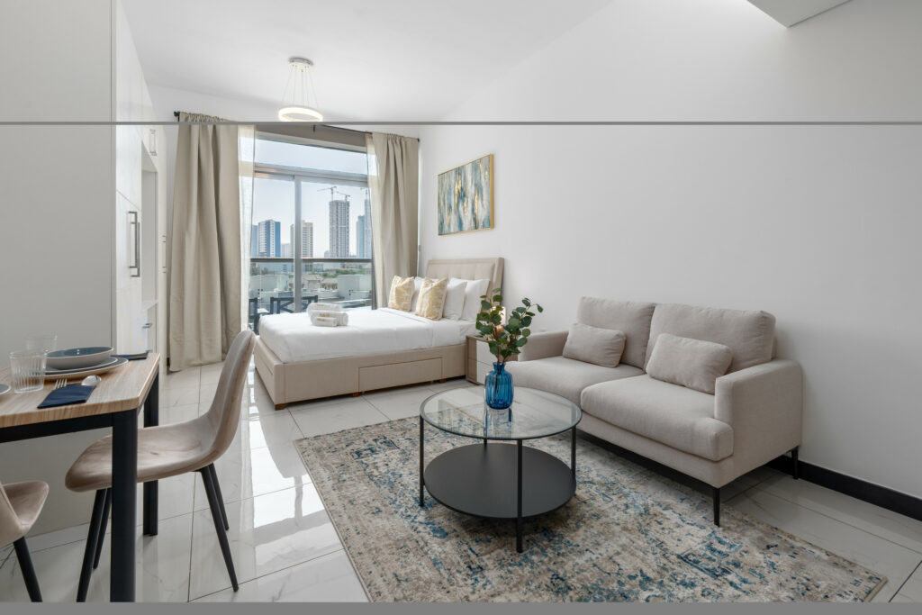 Beautiful Pool View | Next to Circle Mall | Charming