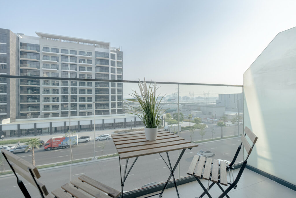 Stylish & Cosy | Newly Furnished | Great Amenities