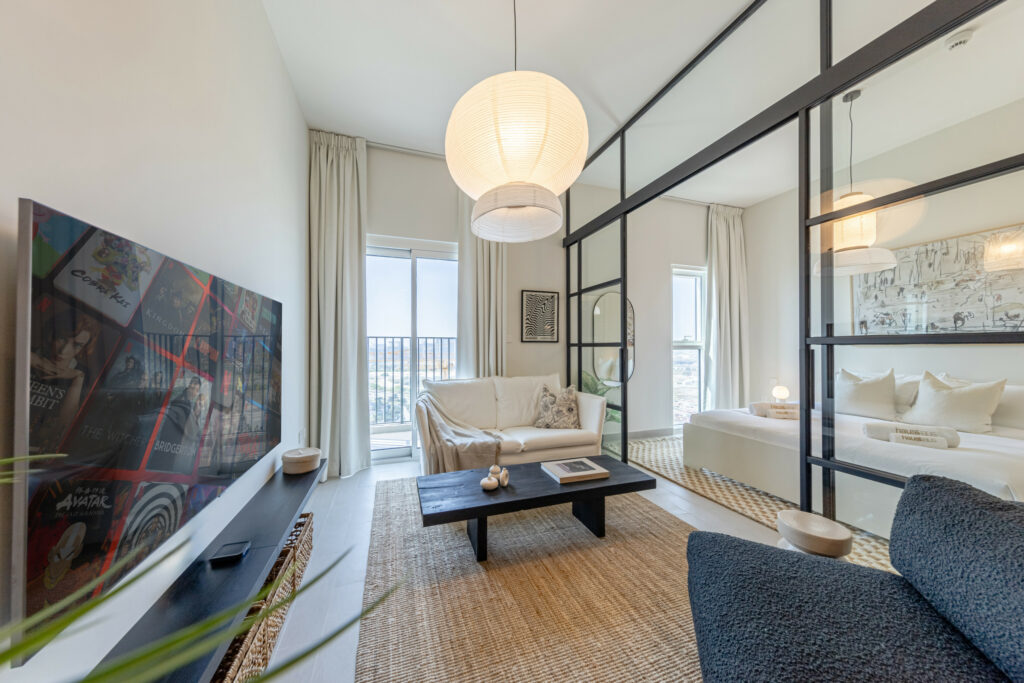 Contemporary 1BR | Lovely Community & Facilities