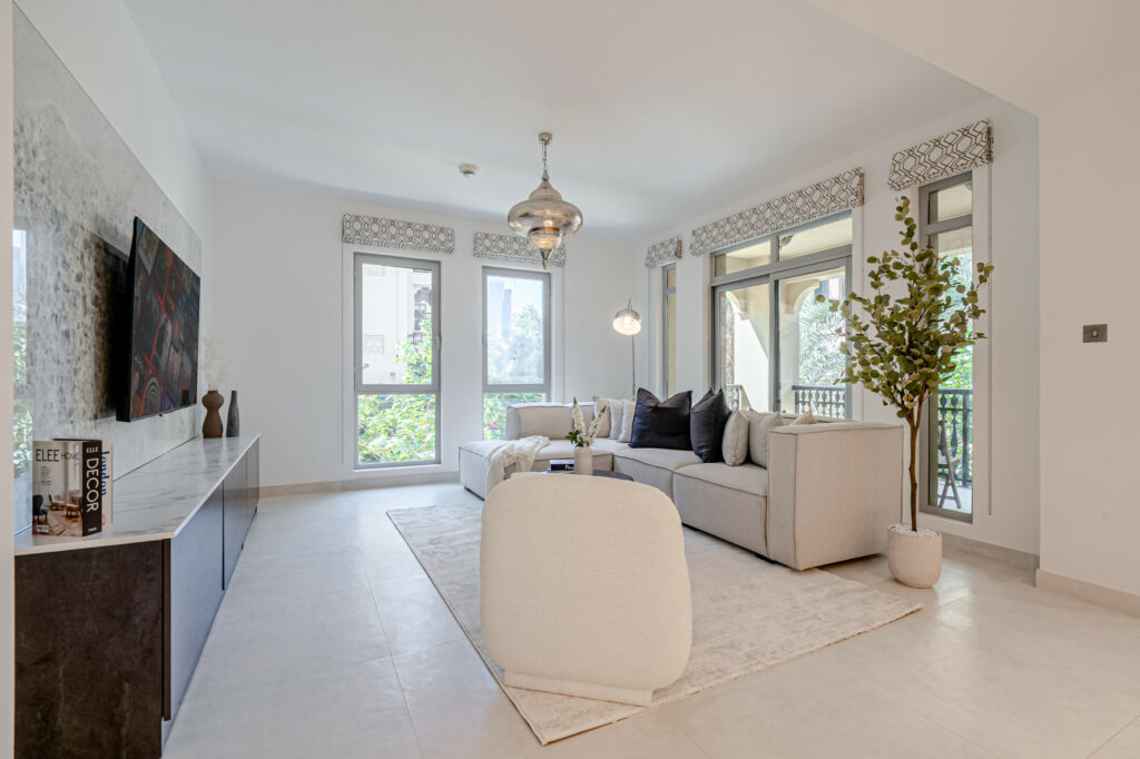 Fully Upgraded | High-end Finishes | Huge 3BR