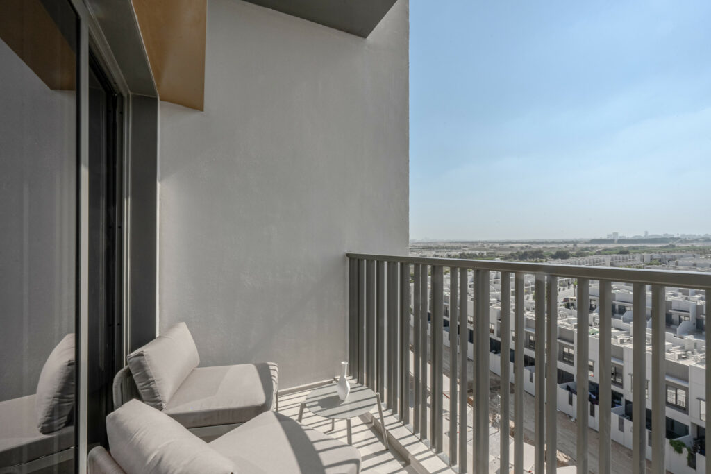 Lovely Community View | Premium | Near Racecourse