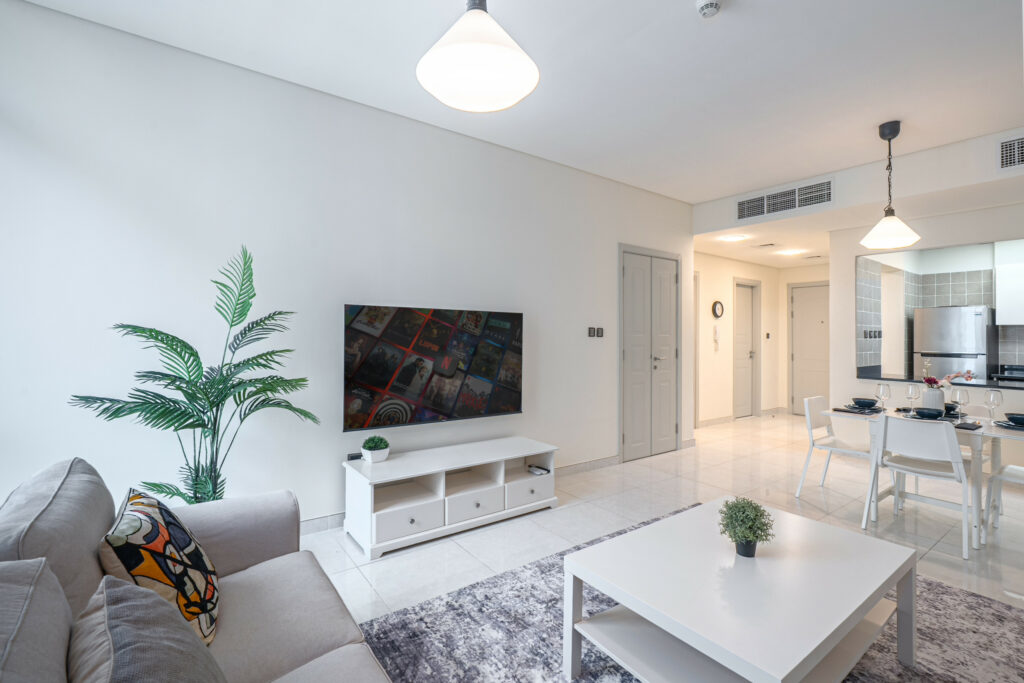 Chic and Cosy | Next to Park | Near Racecourse