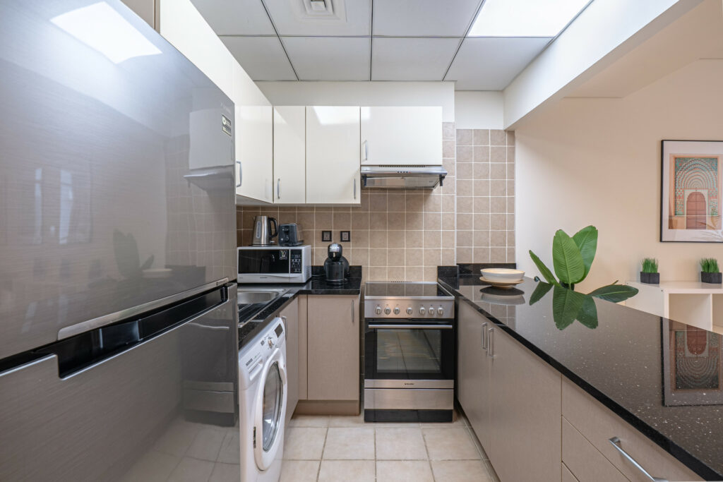 Chic and Cosy | Next to Park | Near Racecourse