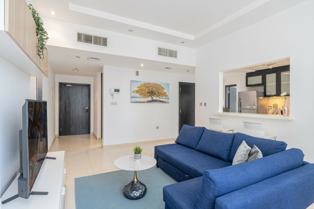 Marina View | Sleeps 4 | Close to Beach