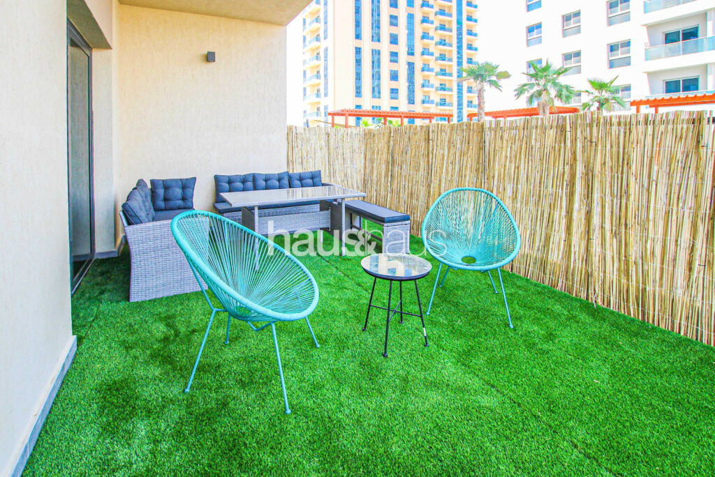 Spacious Balcony | Fully Furnished | Cosy